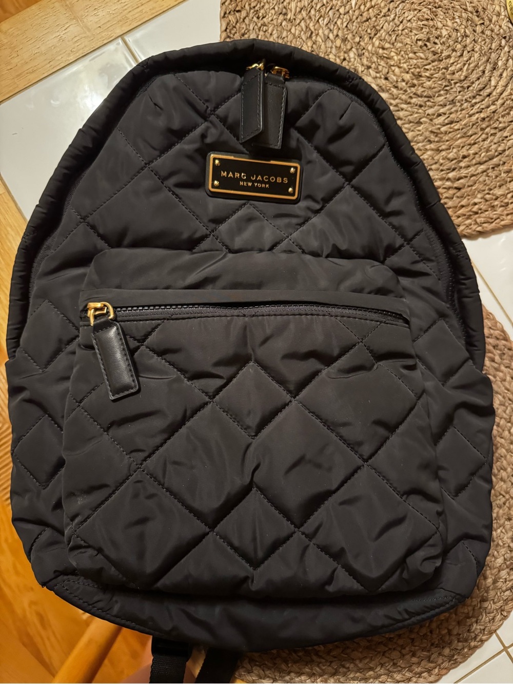 Authentic Marc Jacobs Black Nylon Backpack with Gold Plaque - Picture 6 of 10